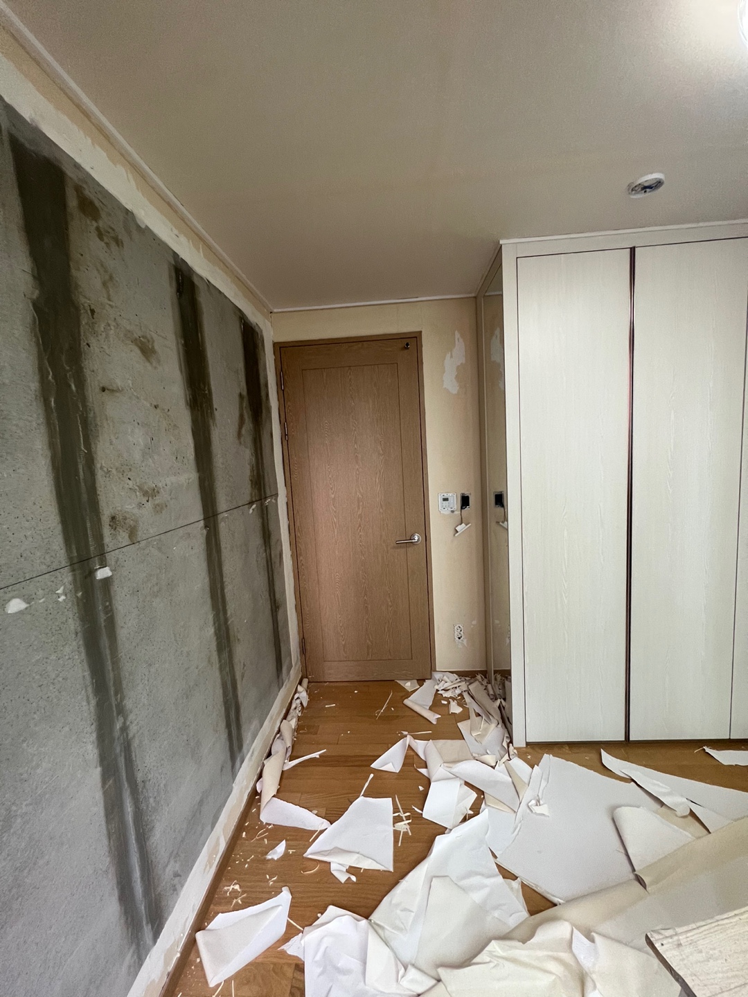 1948697120_AW8i4T2r_52abfa1a258768b986fb6d241eb49c0041393347.jpg 이미지크게보기