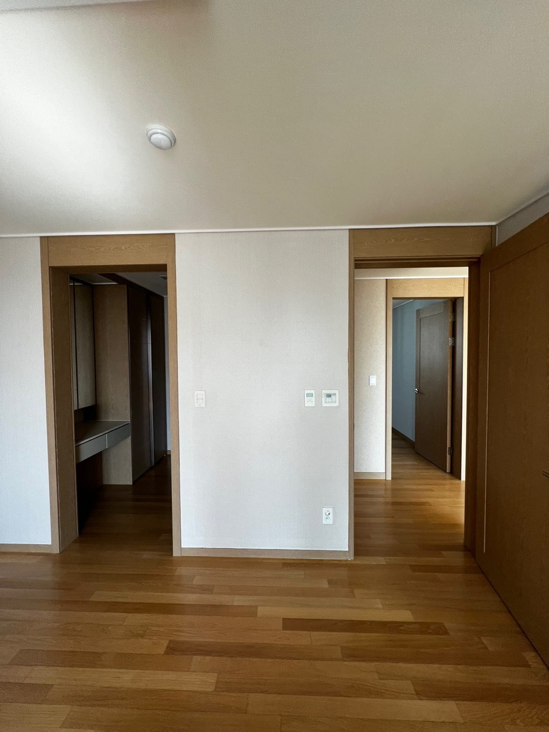 1948697120_jVMKvsH5_55c5ae8fdd31f72de4f607bd23902235576bf332.jpg 이미지크게보기