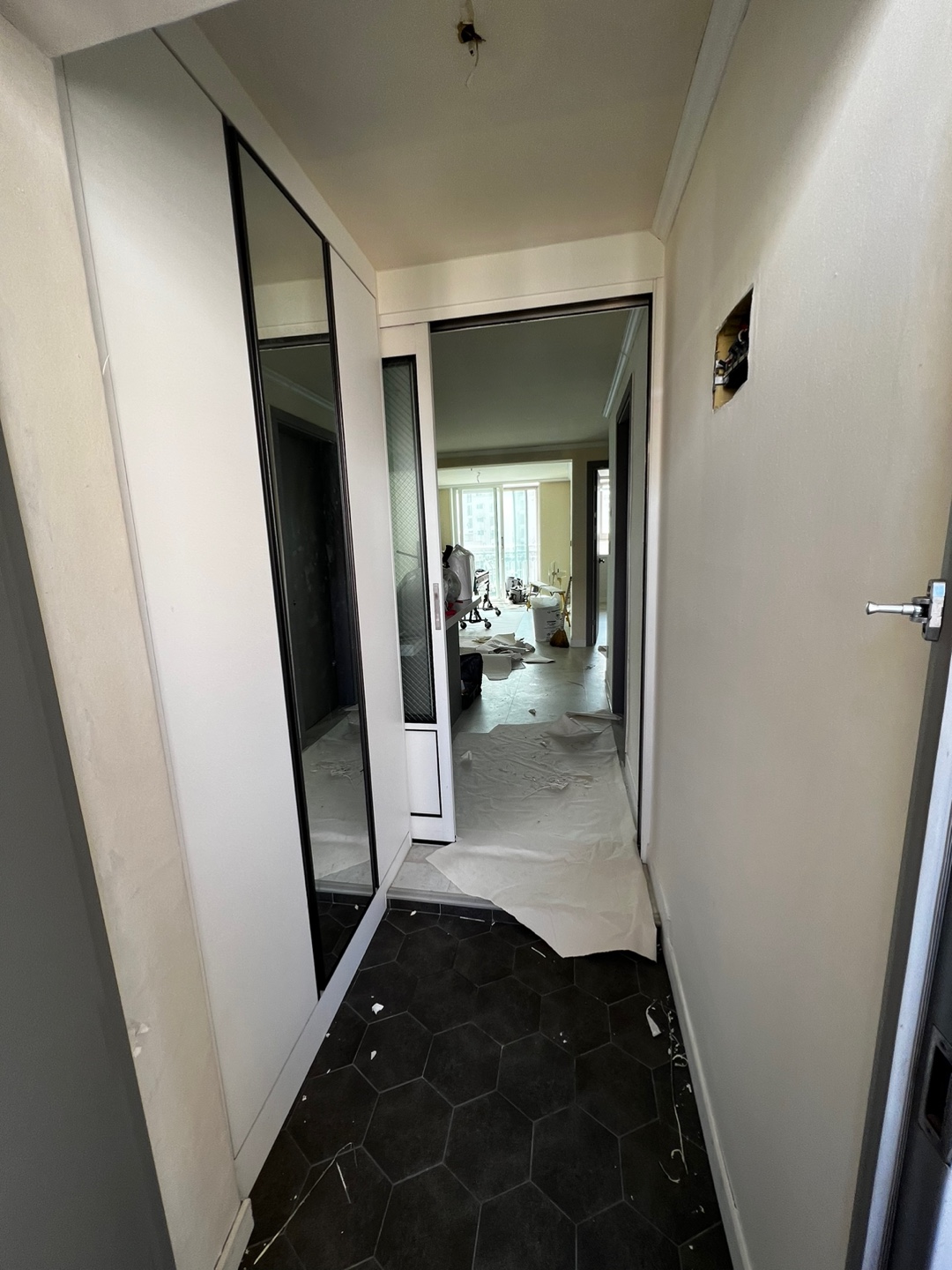 1948697120_nYBFCkr9_7ae01a1ffc4346d63359fecdf45b02b76e971d2d.jpg 이미지크게보기