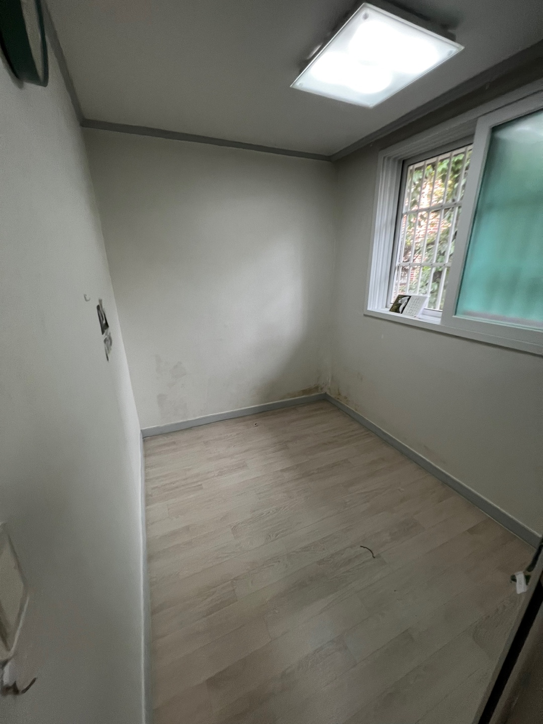 1948697120_uxO6v72D_1c47f892fe5633f437636c869d8d338ff3020396.jpg 이미지크게보기