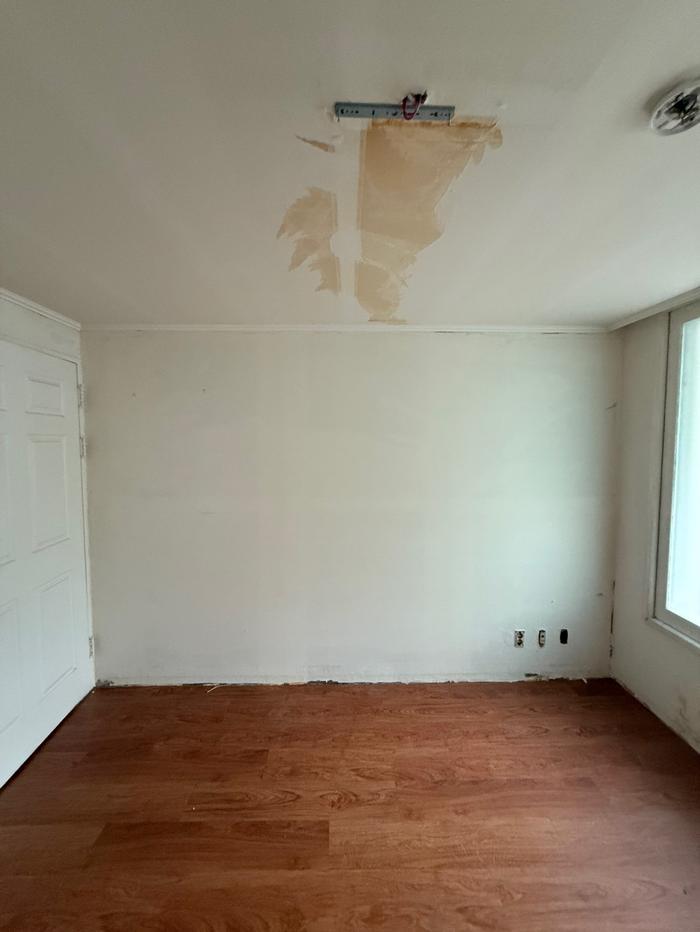 235149625_7dmRqab0_660d6ae722bc42fcefeeff09dffb43c25084d39b.jpg 이미지크게보기