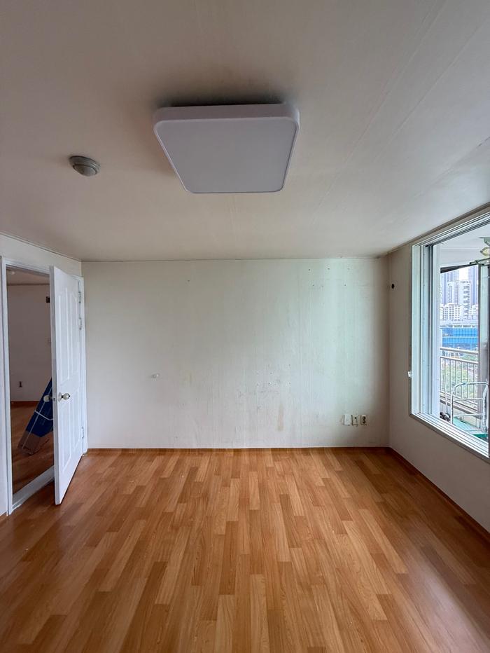 235149625_Li5RwsU3_dba972e9bf6fd07b2a9494e5b4c9e505a6b57f9e.jpg 이미지크게보기