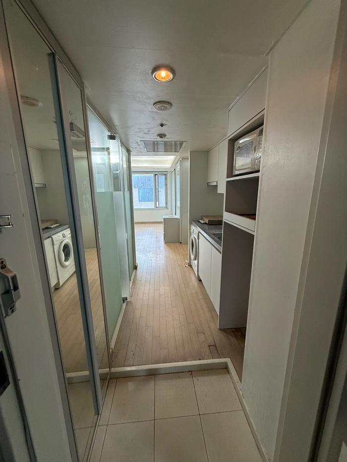 235149625_LlahYiFb_deb6bb0644937b0f5ec26ca796a4e600cbd51a30.jpg 이미지크게보기