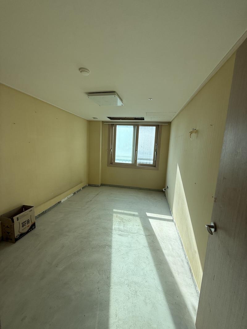 235149625_RVkNvC9r_a924b077930d5609221f9454f2672a3ce1b01ef5.jpg 이미지크게보기