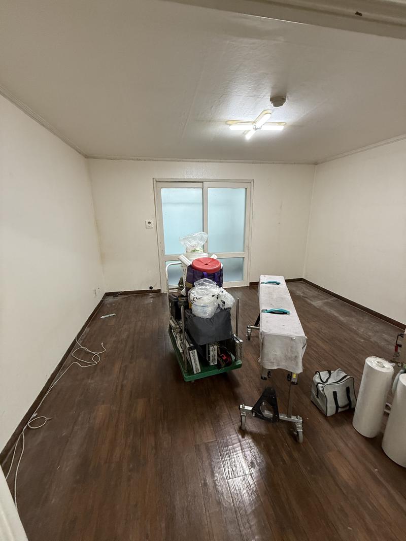 235149625_VjrDX91U_0da93c1b45b70a7c2db6a05ec66e00d935037c4b.jpg 이미지크게보기