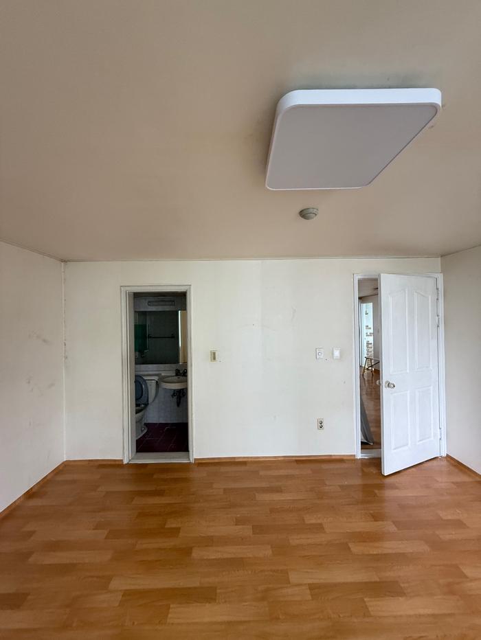 235149625_a6OiXrLI_e8a1ab6341f0e4d8d26f361ef31a1be5323d80a6.jpg 이미지크게보기