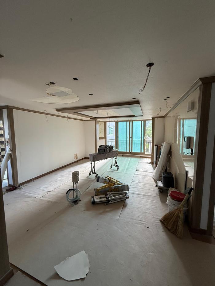 235149625_ayRL7zOE_e98f26bc075d296dad037c4761015936042ee1c0.jpg 이미지크게보기