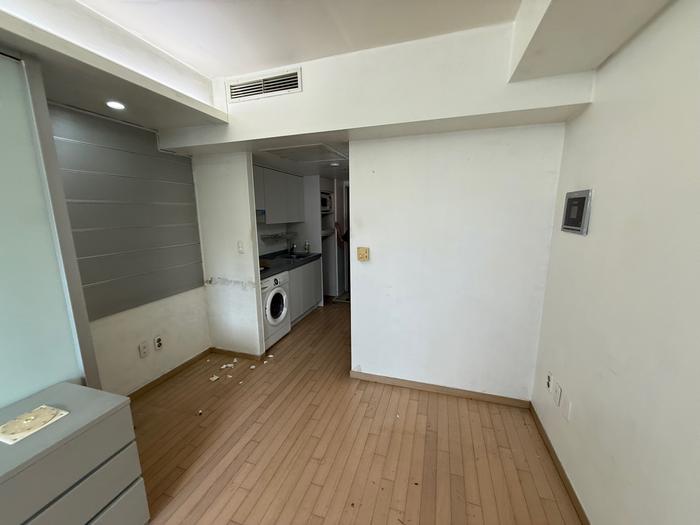 235149625_vIwk52qY_2b0b7f03ec28d479d34a253723d602a8315946e3.jpg 이미지크게보기