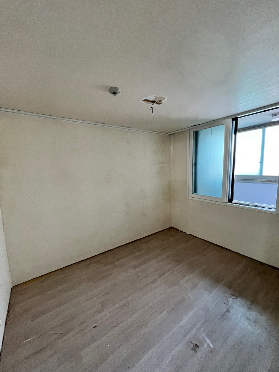 3695294320_MnufiBaO_a3f4cb2a251a95009ac89cee91a0923f678433d8.jpg 이미지크게보기