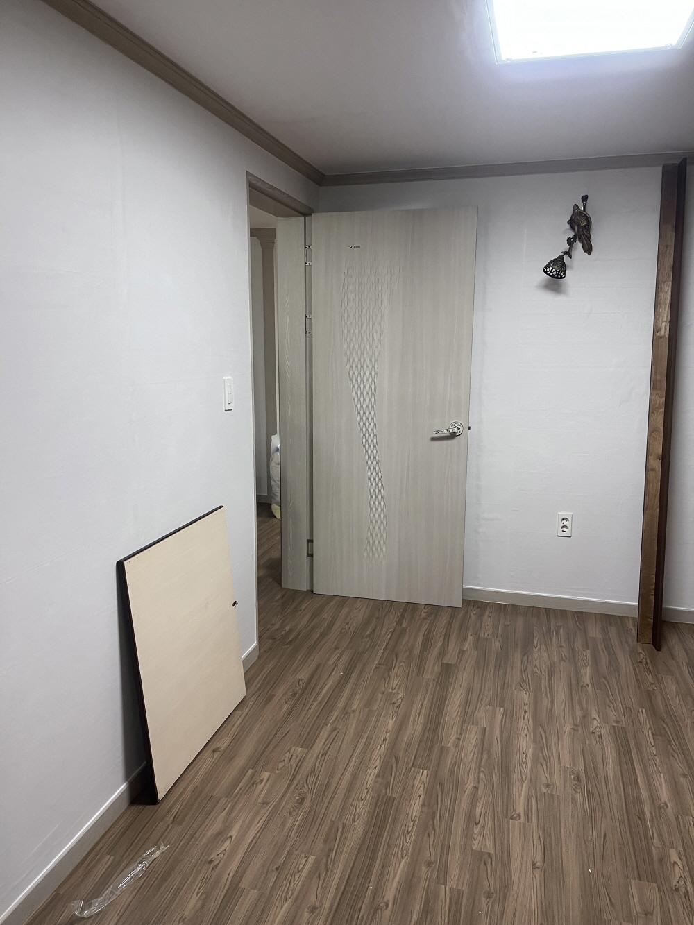 /user/b/brotherwallpaper/editor/2304/9db71875aeb133e96d27a3131765e516_1681976726_2733.jpg 이미지크게보기