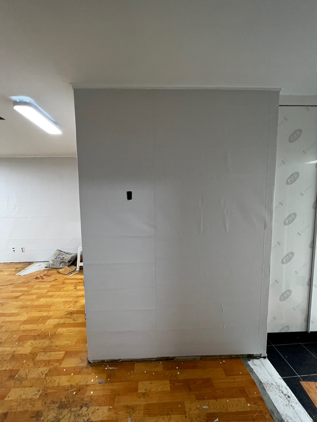 /user/b/brotherwallpaper/editor/2305/771dfdccaa8e26b5a802b0d98fbd2789_1685353310_3993.jpg 이미지크게보기