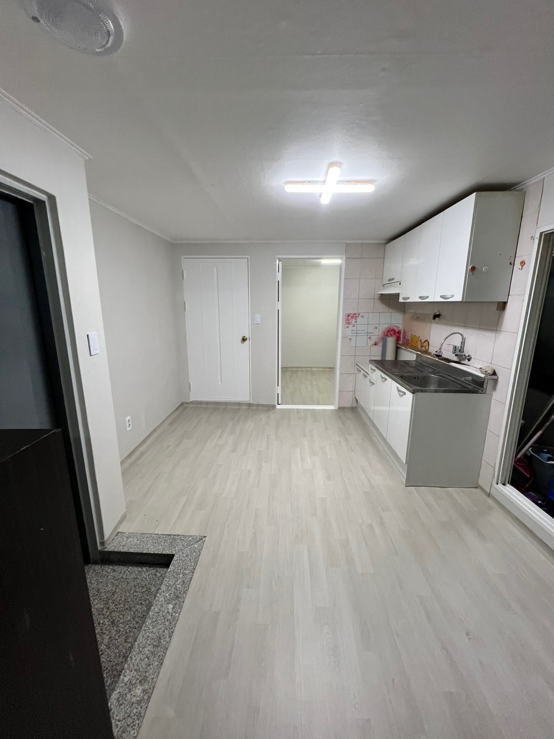 /user/b/brotherwallpaper/editor/2402/339fee080c0e38a5d29ce5e907cb0290_1708860974_4029.jpg 이미지크게보기