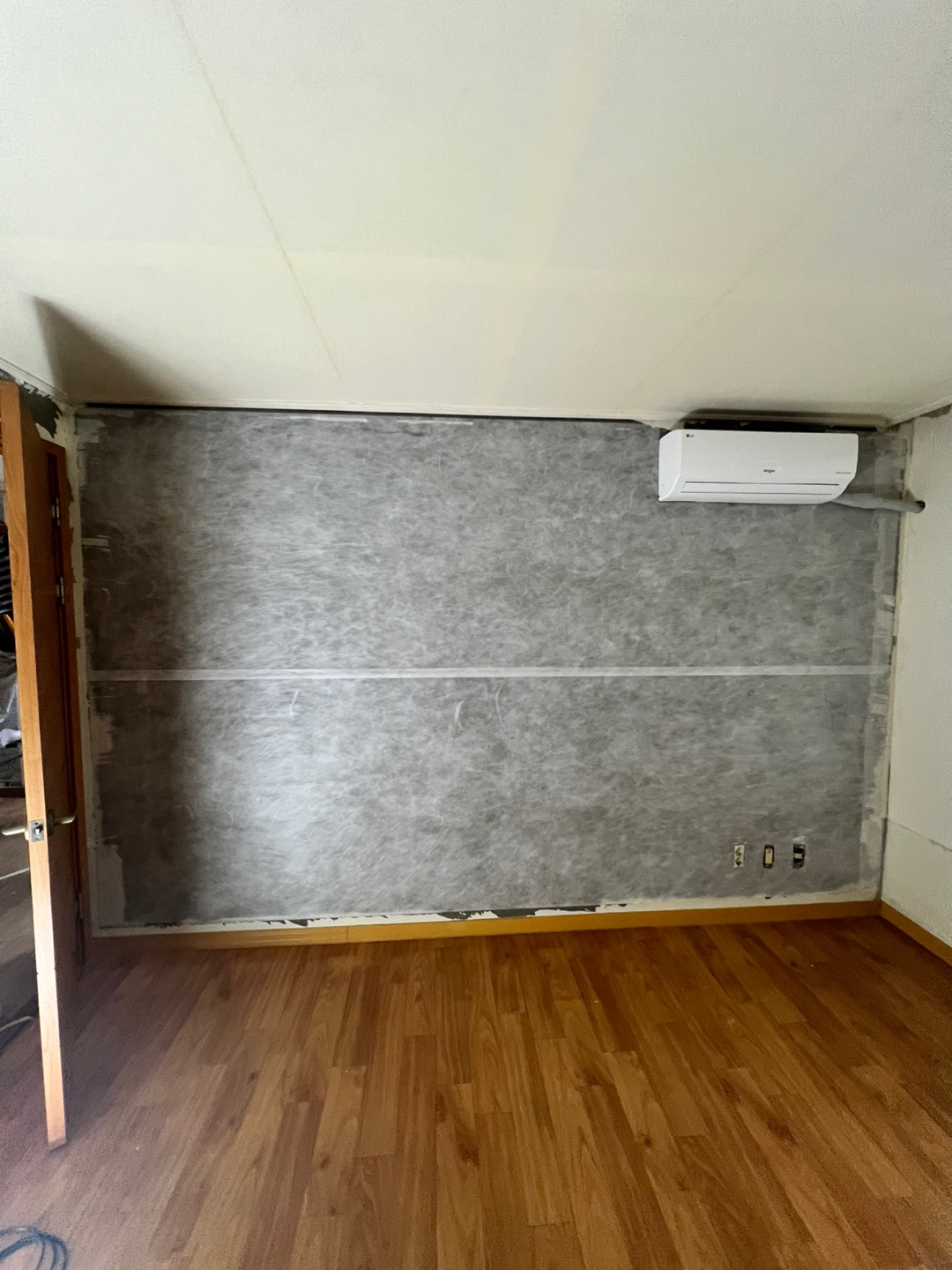 /user/b/brotherwallpaper/editor/2404/e541cf599a2611b276a2208264a5f57f_1714029306_405.jpg 이미지크게보기