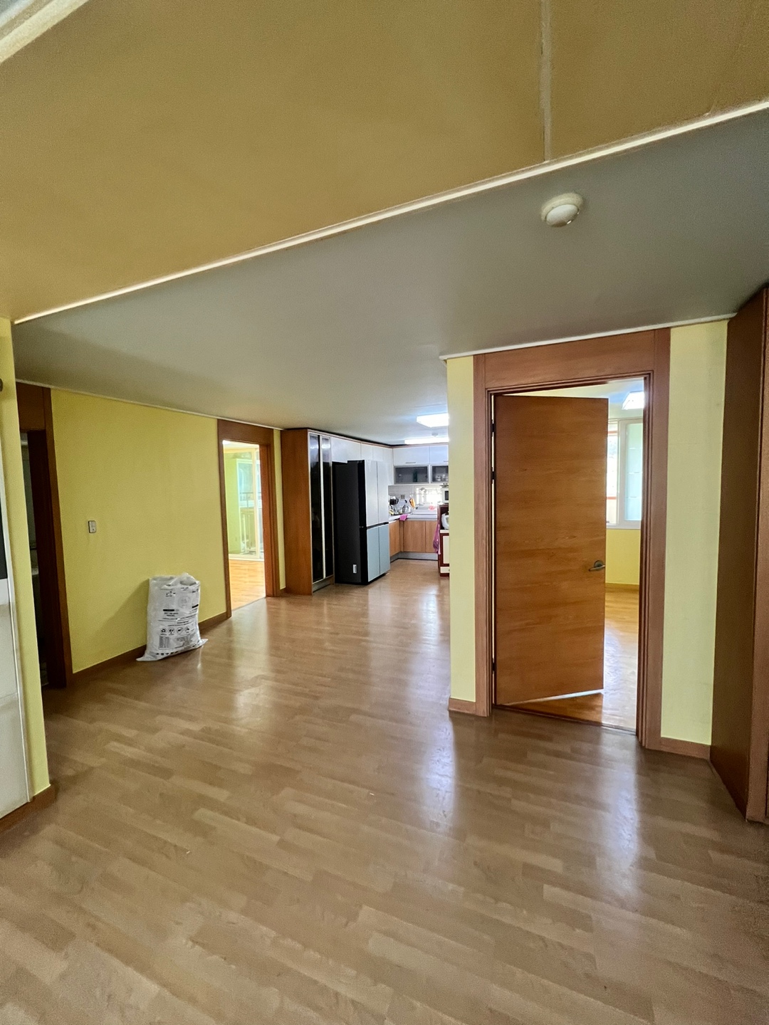 /user/b/brotherwallpaper/editor/2404/e541cf599a2611b276a2208264a5f57f_1714029328_2938.jpg 이미지크게보기