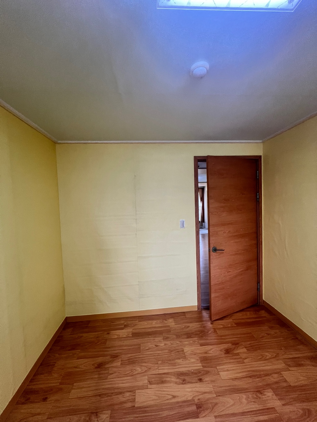 /user/b/brotherwallpaper/editor/2404/e541cf599a2611b276a2208264a5f57f_1714029335_3993.jpg 이미지크게보기